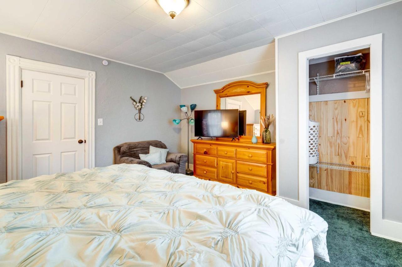 Sodus Point Home - Walkable To Beach! Екстер'єр фото